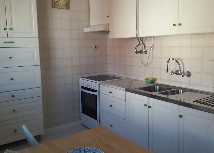 Sunrise Terrace 아파트