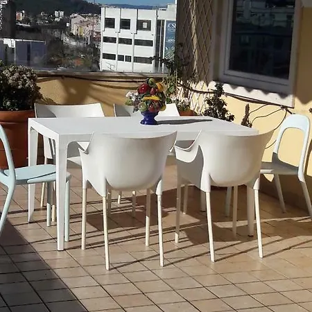 Sunrise Terrace Apartamento