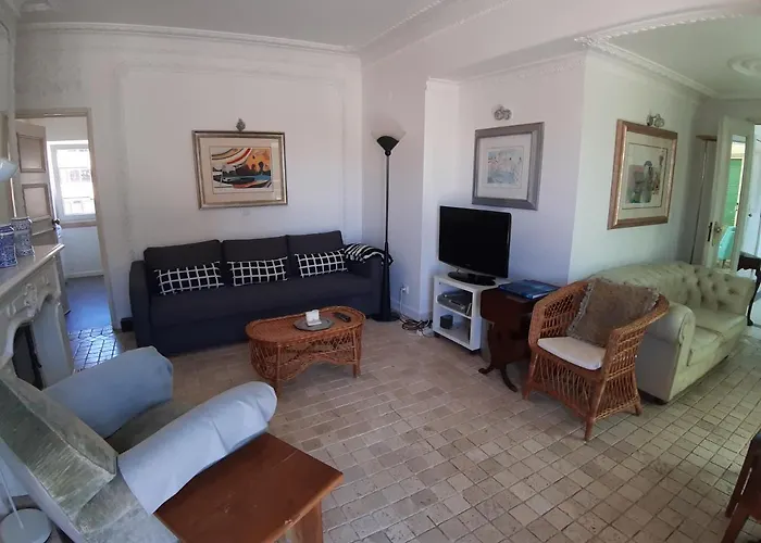 Sunrise Terrace * ליסבון