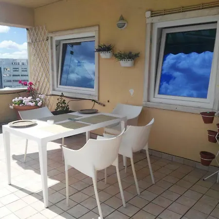 Sunrise Terrace Lejlighed